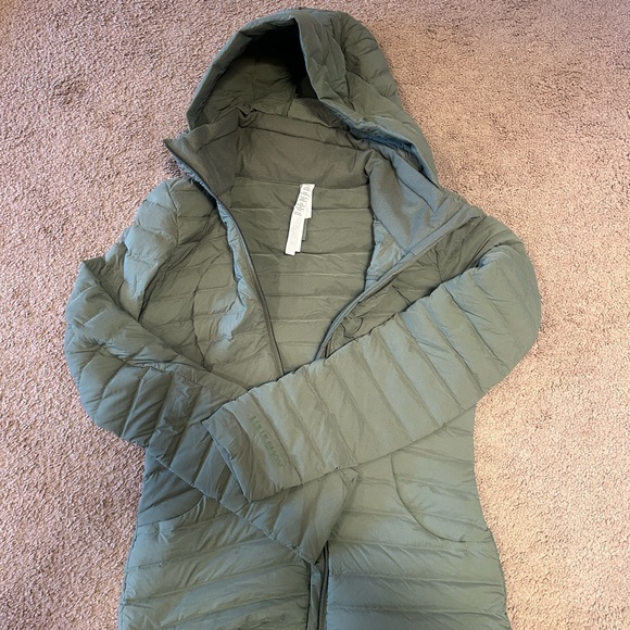 Lululemon Olive Jacket - Picture 1 of 9
